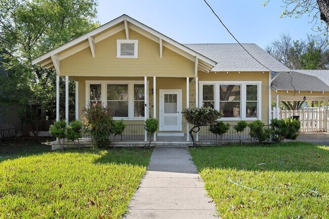 Photo - 603 E Losoya St