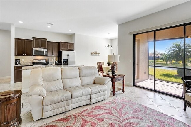 Photo - 10879 Rutherford Rd