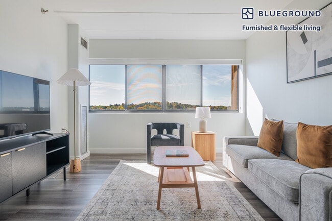 Photo - 1925 Commonwealth Ave Unit FL11-ID1272