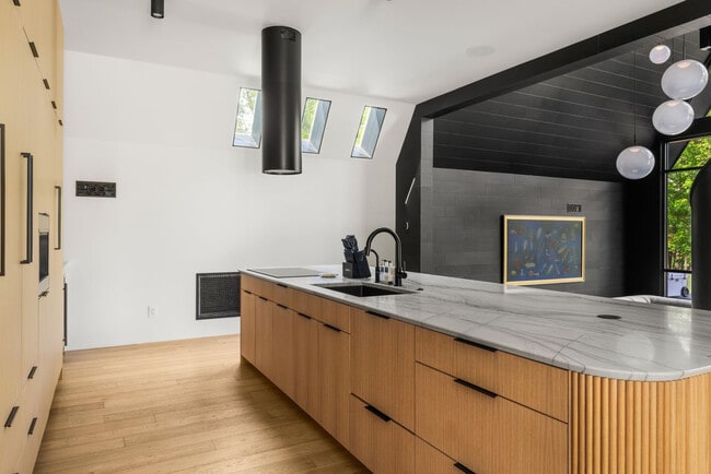 Photo - 575 Early Dr Unit ID1335909P