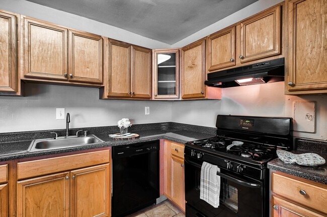 Building Photo - Spring Ridge Apartments