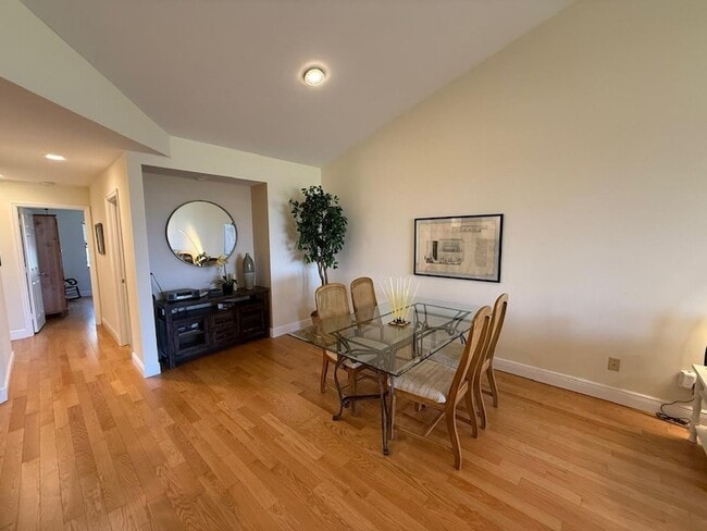 Photo - 6102 SE Landing Way Unit 13