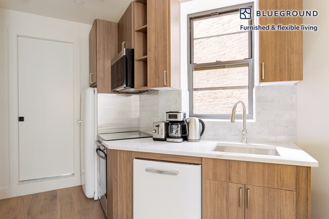 Photo - 188 6th Ave Unit FL4-ID1828