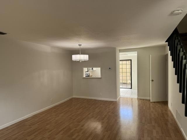 Photo - 802 Juno Ln