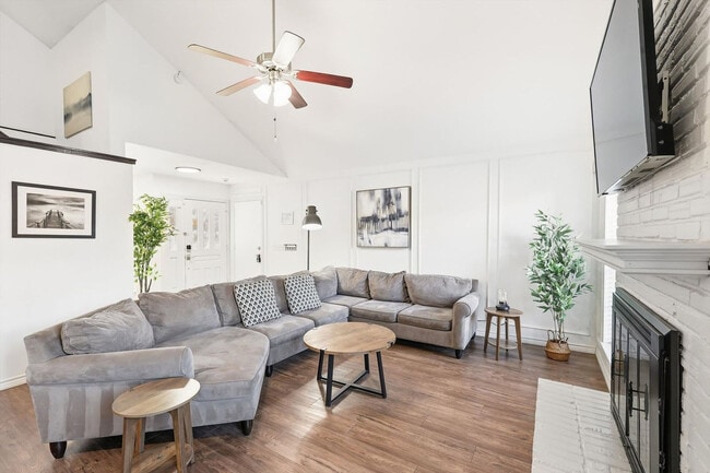 Photo - 3533 Arbuckle Dr Unit ID1369225P