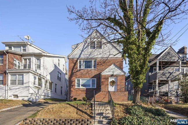 Photo - 47 Morris Pl Unit 2