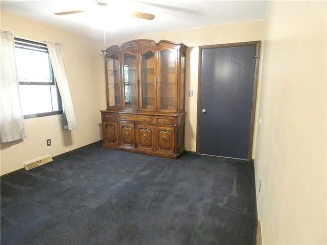 Photo - 574 S Erie St