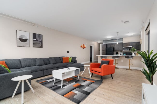 Photo - 515 E Market St Unit ID1228646P