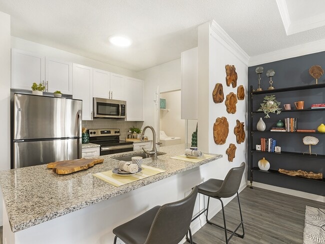 Photo - Bell Alpharetta