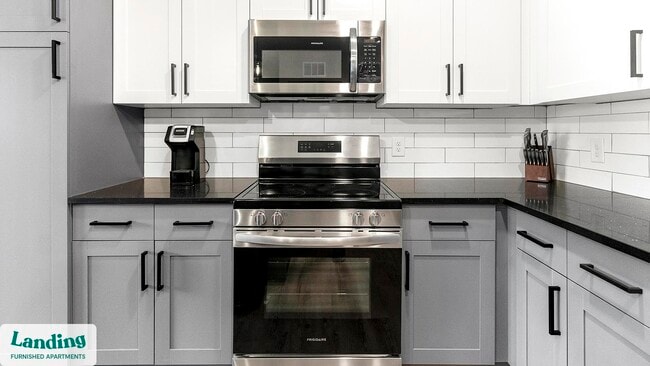 Photo - 14041 Hyatt Rd Unit 3213.1405397