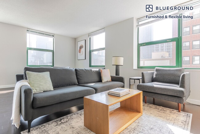 Building Photo - 77 W Huron St Unit FL5-ID1269