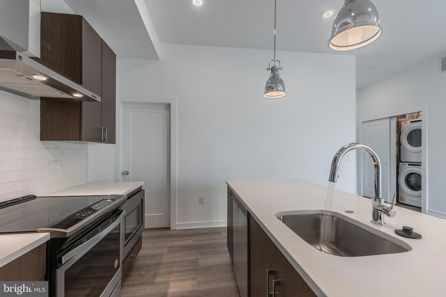 Photo - 710 N 16th St Unit 105