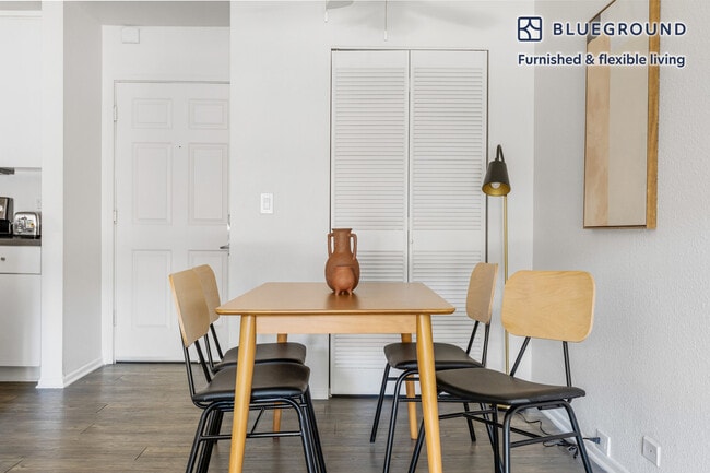 Photo - 3620 Barham Blvd Unit FL2-ID720