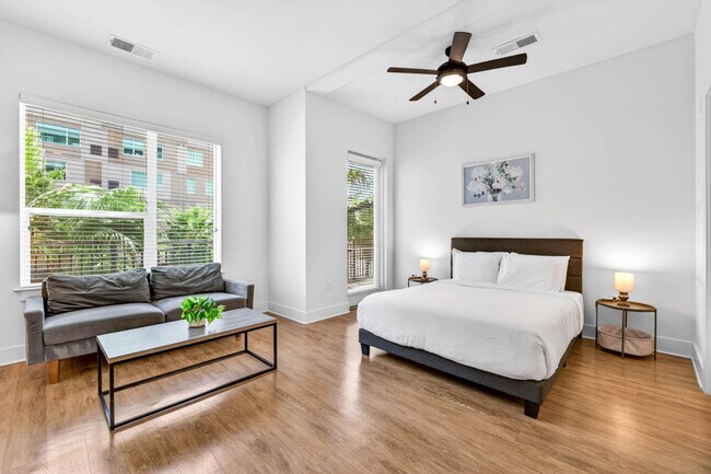 Photo - 1116 Gramercy Ln Unit SI ID1316310P