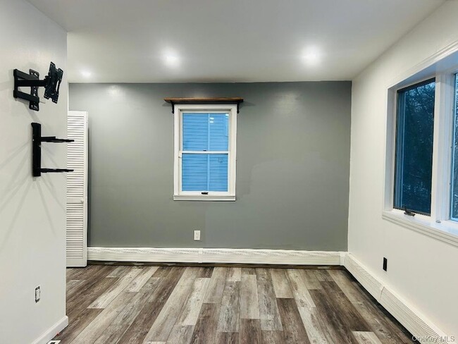 Photo - 67 Schneider Ave