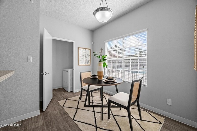 Photo - 250 S Elizabeth Way Unit B3