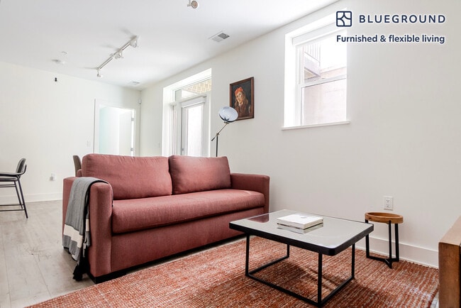 Building Photo - 816 Potomac Ave SE Unit FL0-ID1155