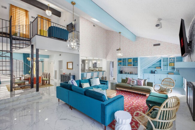 Photo - 1818 Moreshead St Unit ID1372954P