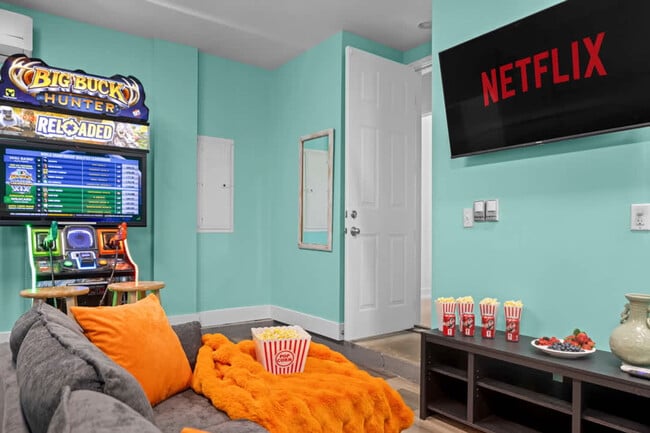 Building Photo - 4456 Luke Ave Unit SI ID1285931P