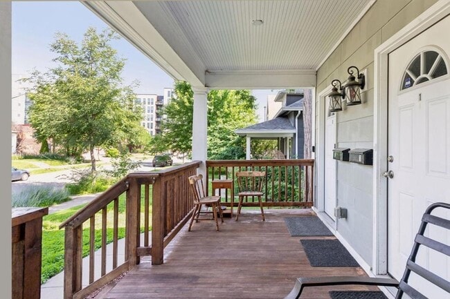 Photo - 3023 Dupont Ave S