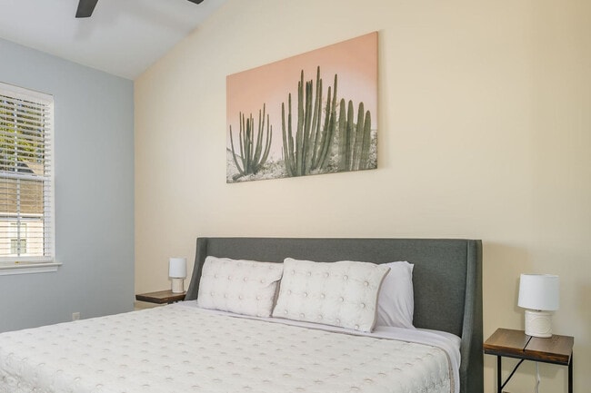 Photo - 21322 Pine St Unit SI ID1579131P