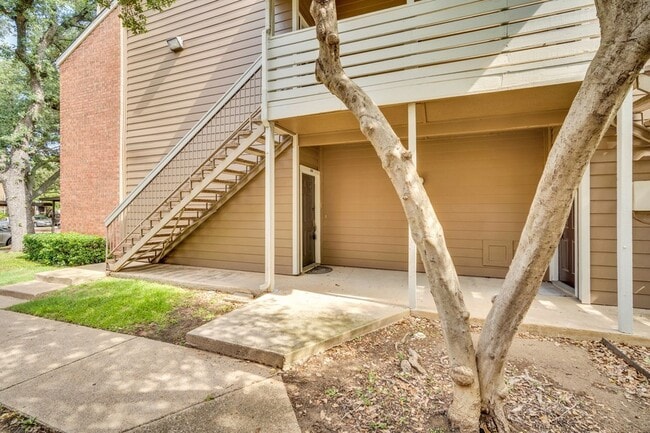 Photo - 3607L W Northgate Dr Unit 114