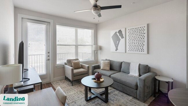 Building Photo - 15950 Chase Hill Blvd Unit 1301.1406243