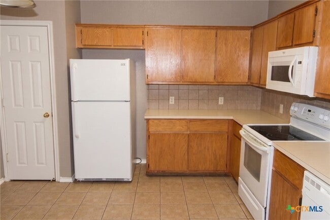 Photo - 304 Jeff Gordon Dr