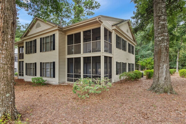 Photo - 462 Masters Dr Unit SI ID1253450P