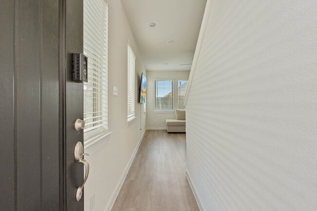 Photo - 17114 Pentland Hls Wy