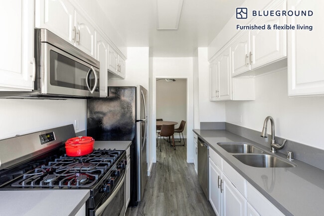 Photo - 11645 Gorham Ave Unit FL3-ID253