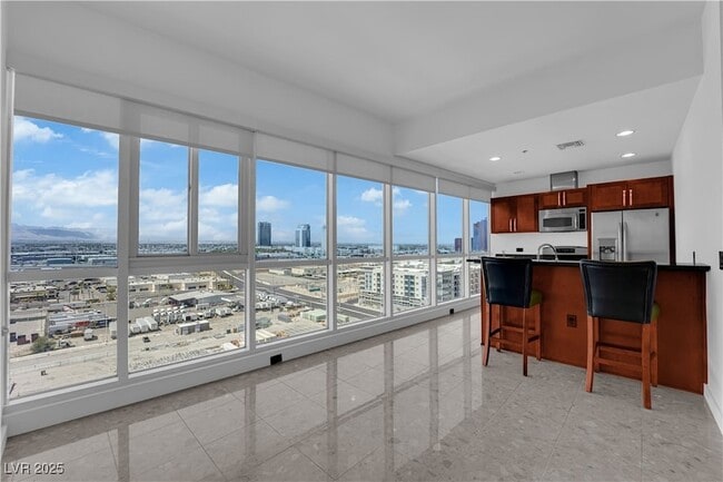 Photo - 4575 Dean Martin Dr