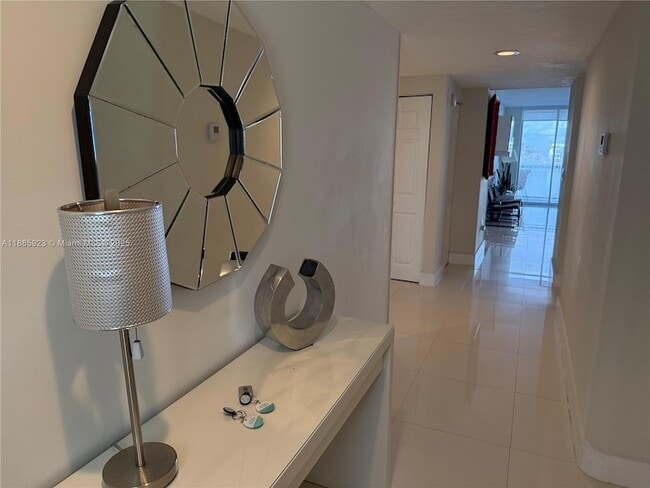 Photo - 17050 N Bay Rd Unit 406