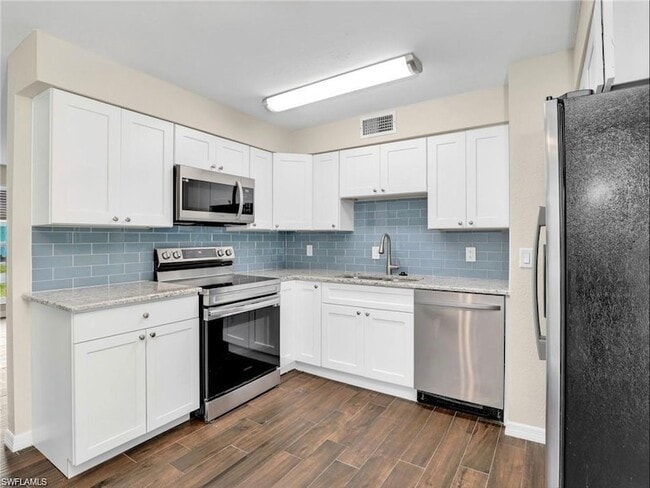 Photo - 3 Knights Bridge Rd