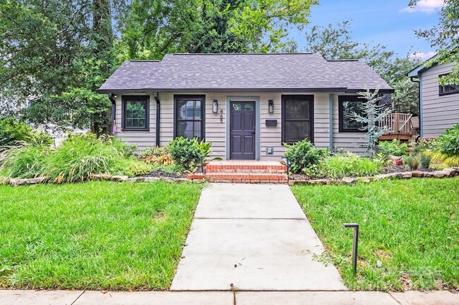 Building Photo - 465 W Worthington Ave