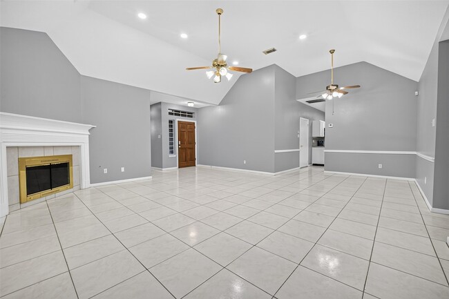 Photo - 13607 Sable Ln