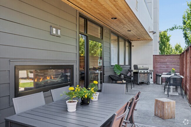 Patio - Kestrel Park