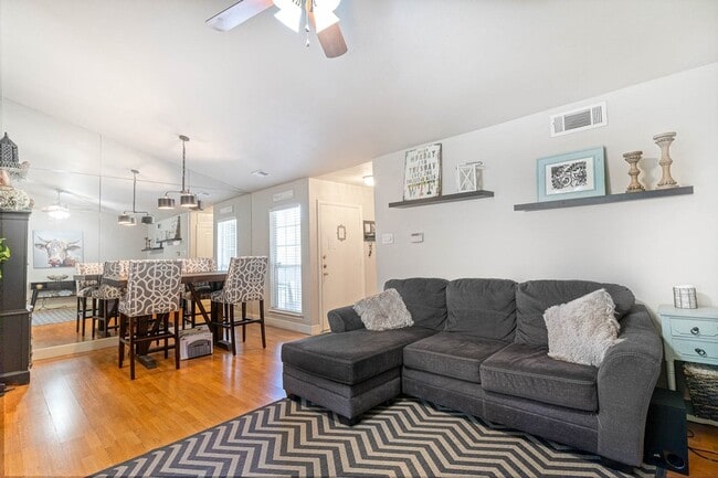 Photo - 14277 Preston Rd Unit 221