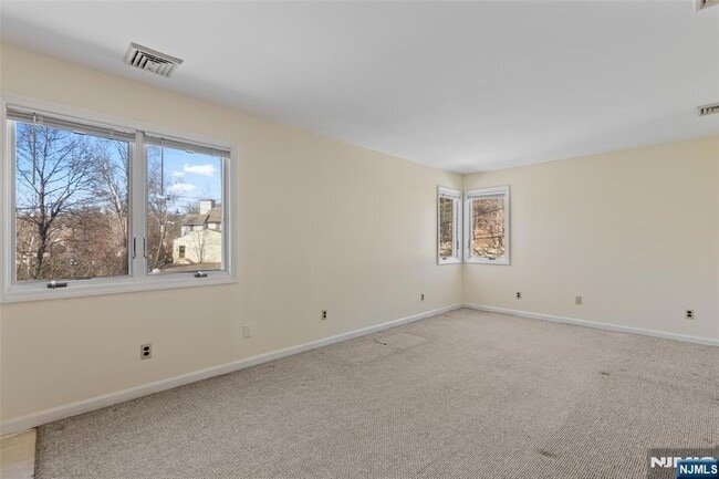 Photo - 146 Main St Unit 3