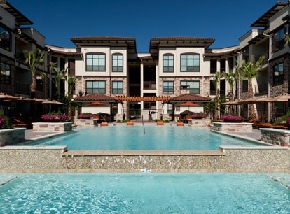 Pool - Amara Las Colinas