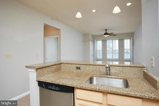 Photo - 2655 Prosperity Ave Unit 205