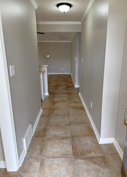 Photo - 9040 Pepper Hollow Ct