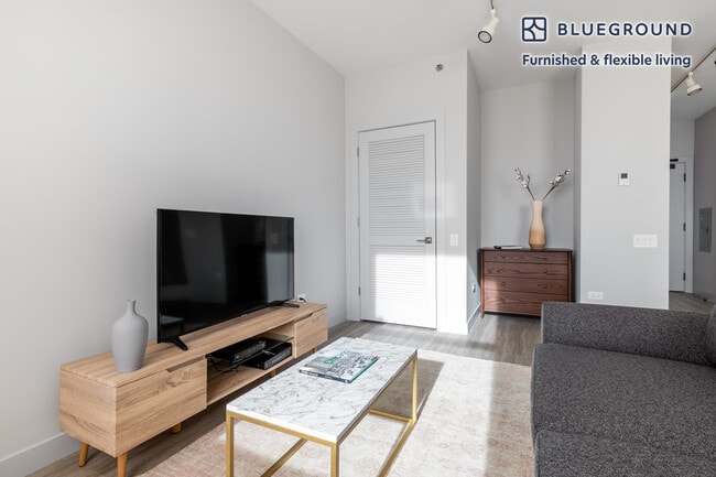 Photo - 330 S Wells St Unit FL15-ID194