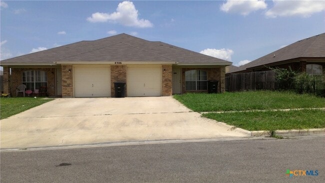 Building Photo - 4306 Alleeta Dr Unit B