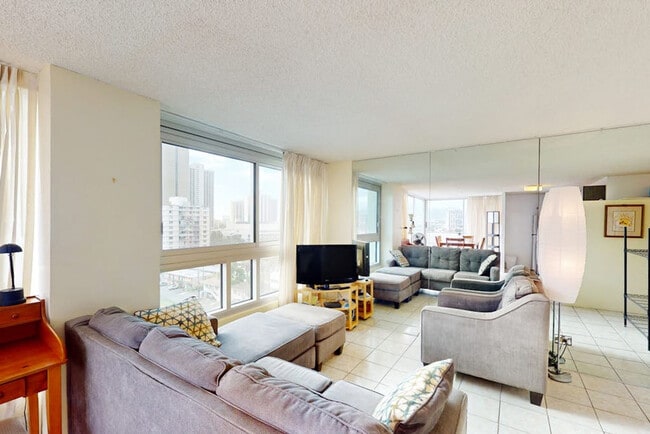 Building Photo - 2421 Tusitala St Unit SI ID1608463P