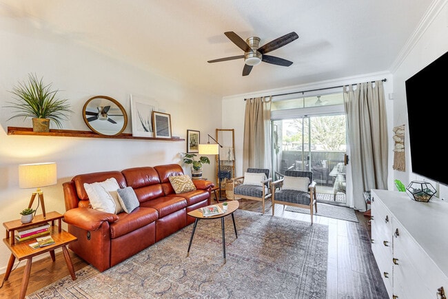 Building Photo - 5335 E Shea Blvd Unit SI FL1-ID1546141P
