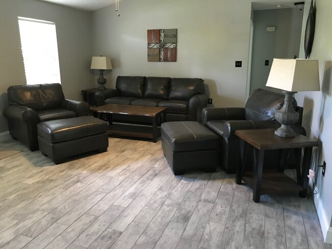 Photo - Executive Places