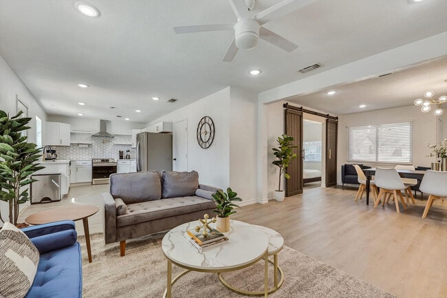 Photo - 7920 Limerick Ln Unit ID1346355P