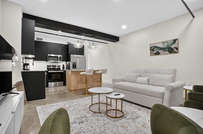 Building Photo - 310 S Boulder Ave Unit SI ID1322463P