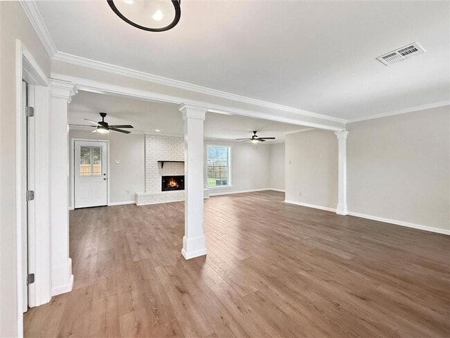 Photo - 2733 W Friendship Dr